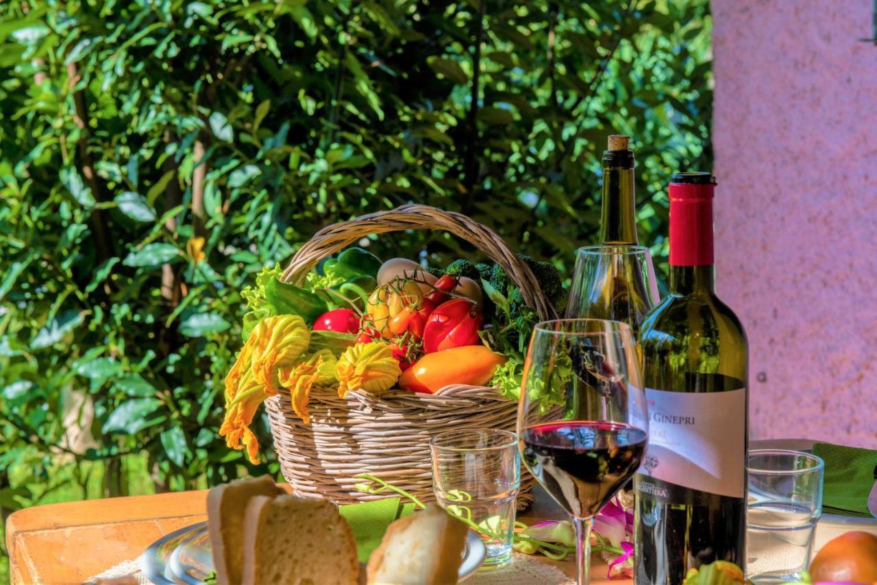 Hostly - Country House Donoratico - Only For Families المظهر الخارجي الصورة